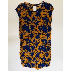 Printed Back keyhole dress